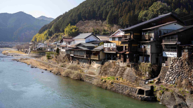 Gujo Town - Travel in Japan